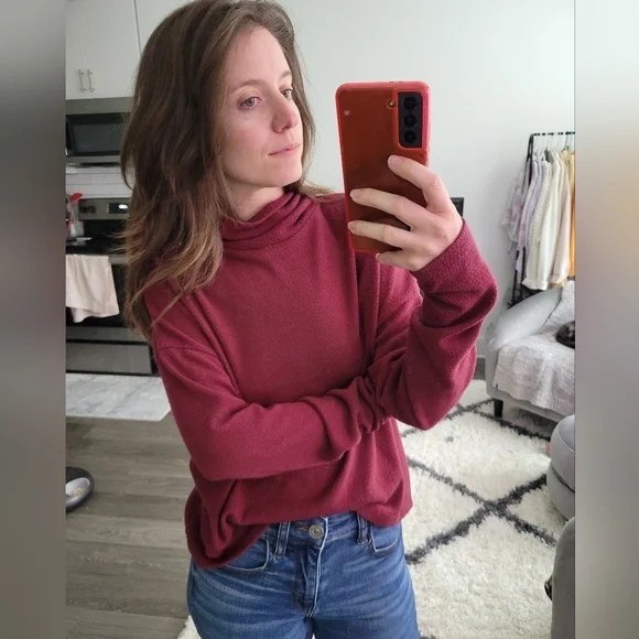 Forever 21 cowl turtleneck - Picture 2 of 4